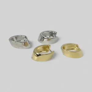 PENDIENTE ARO ANCHO DISEÑO TORCIDO EN PLATA DE LEY