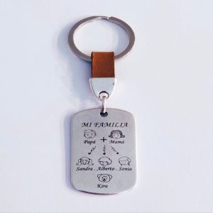 LLAVERO PERSONALIZADO DE CUERO Y ZAMAK PARA EL DÍA DEL PADRE “MI FAMILIA”